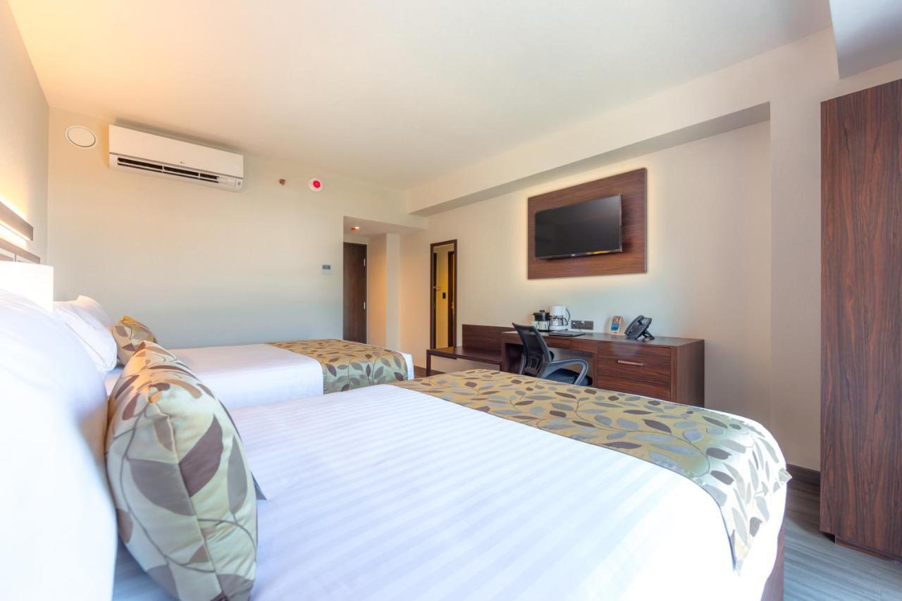Sleep Inn Guadalajara Galerias エクステリア 写真