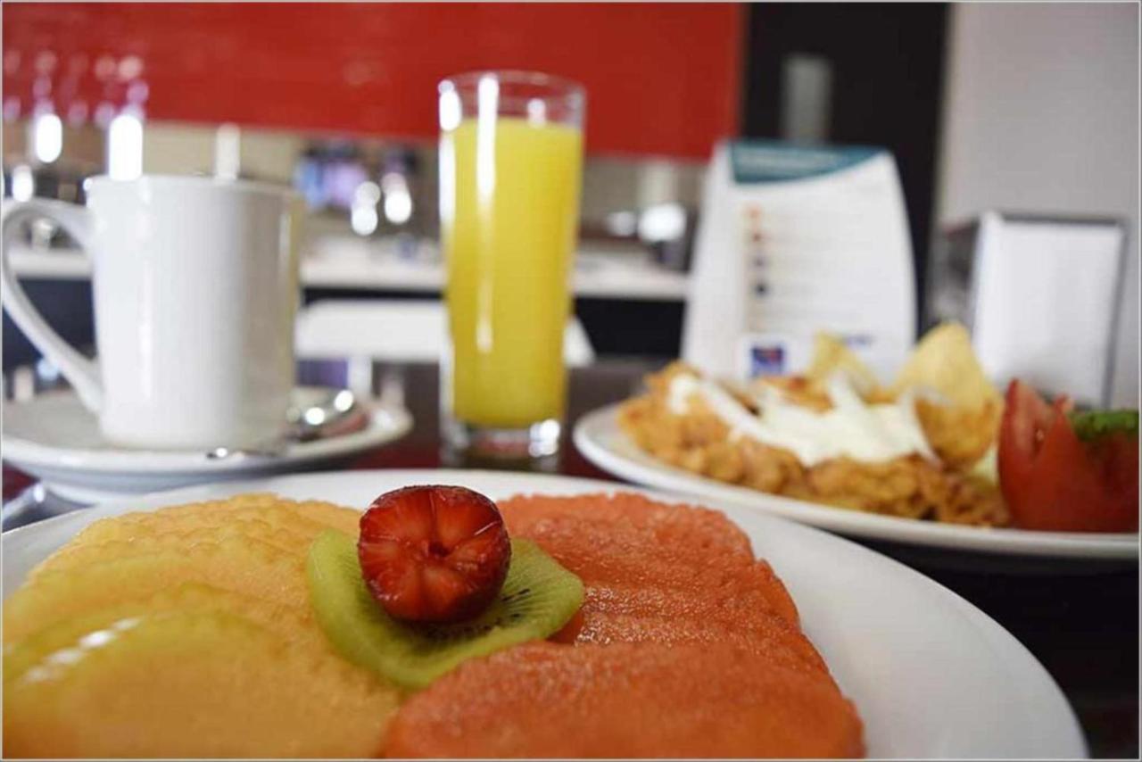 Sleep Inn Guadalajara Galerias エクステリア 写真