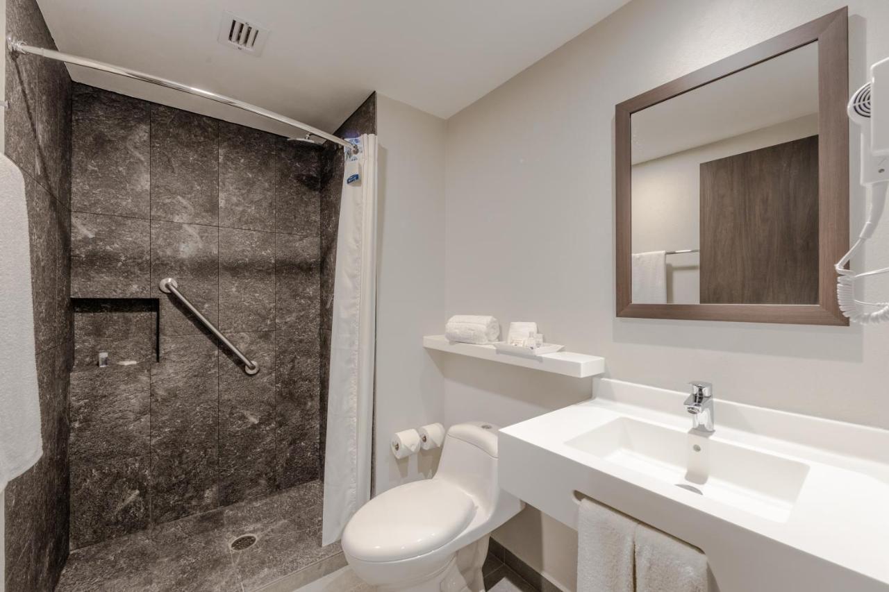 Sleep Inn Guadalajara Galerias エクステリア 写真