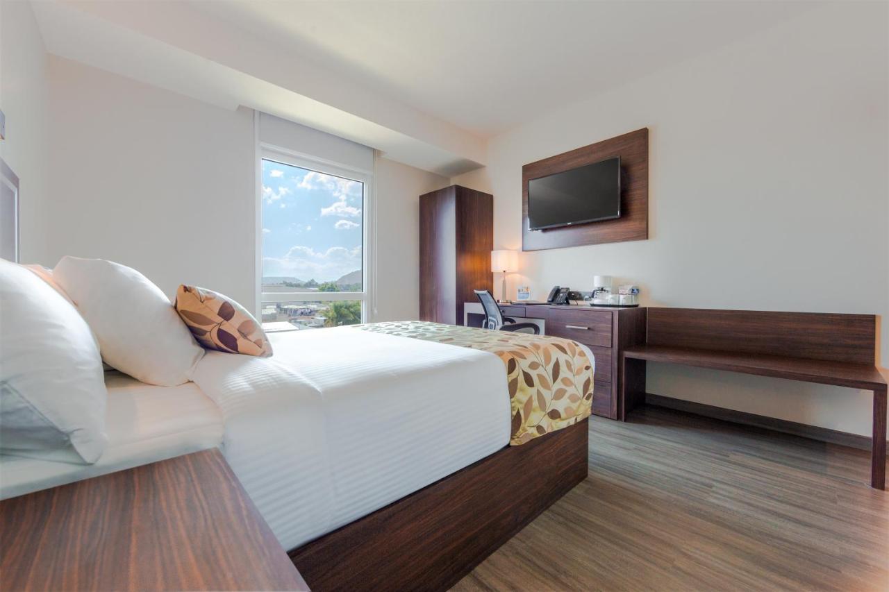 Sleep Inn Guadalajara Galerias エクステリア 写真